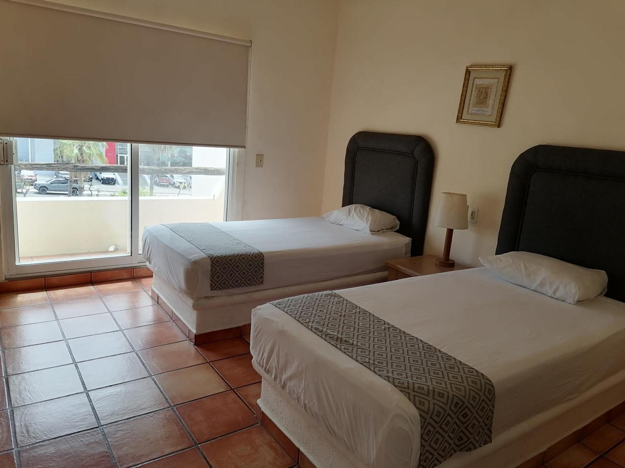 拉斯帕尔马斯套房酒店 San José del Cabo 外观 照片