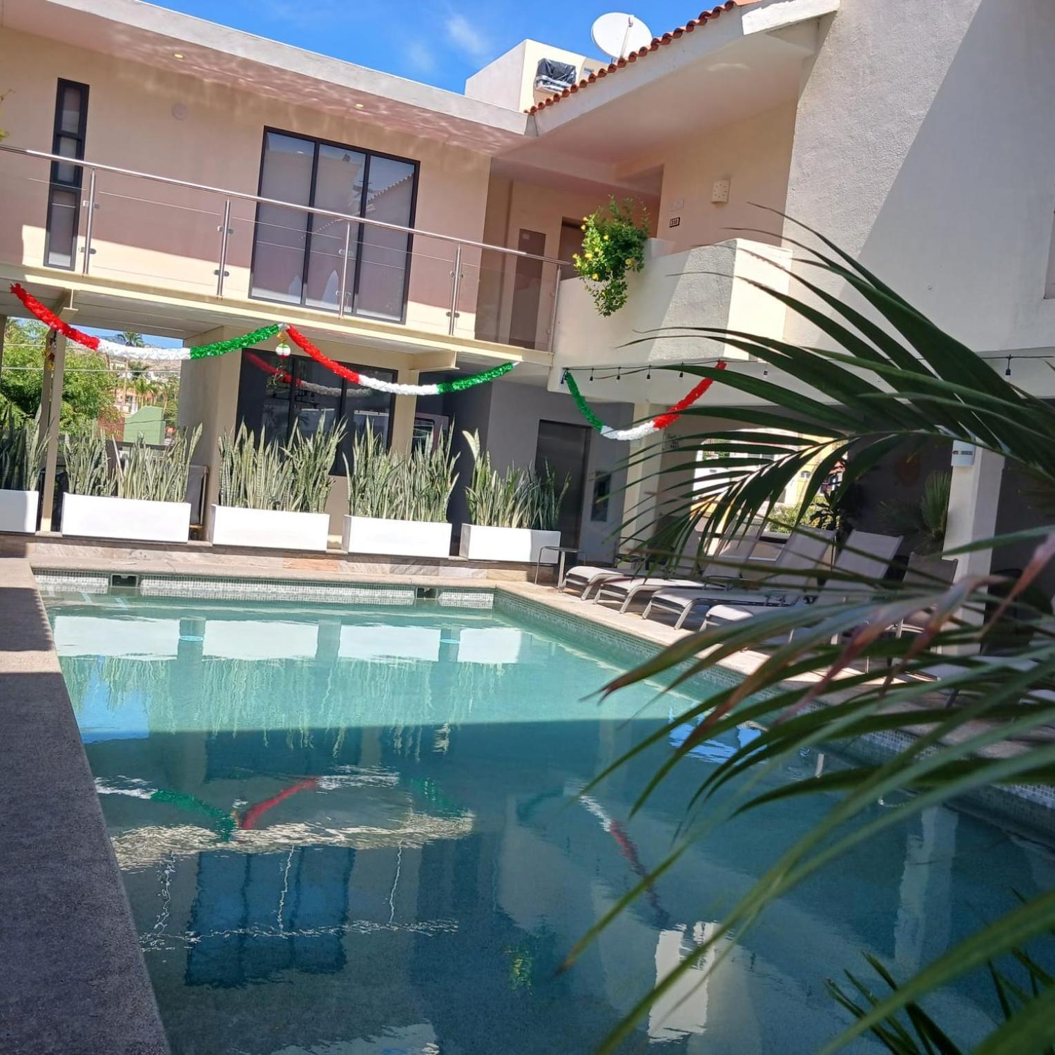 拉斯帕尔马斯套房酒店 San José del Cabo 外观 照片