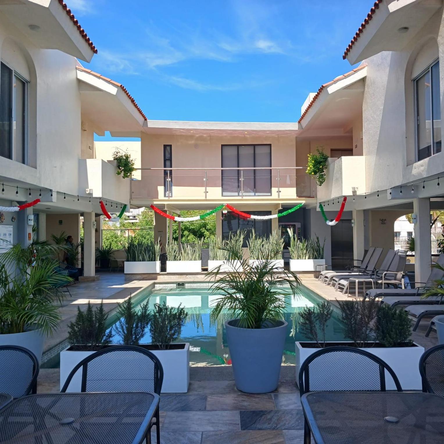 拉斯帕尔马斯套房酒店 San José del Cabo 外观 照片