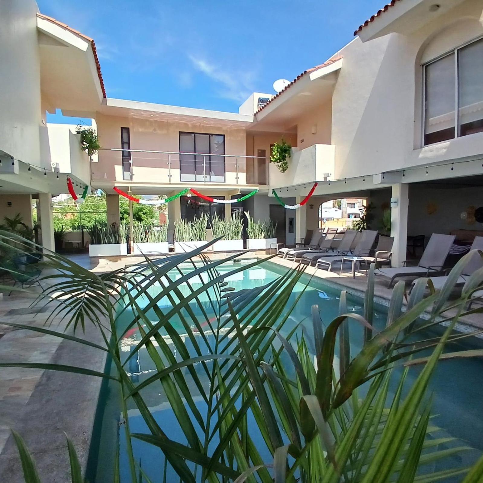 拉斯帕尔马斯套房酒店 San José del Cabo 外观 照片