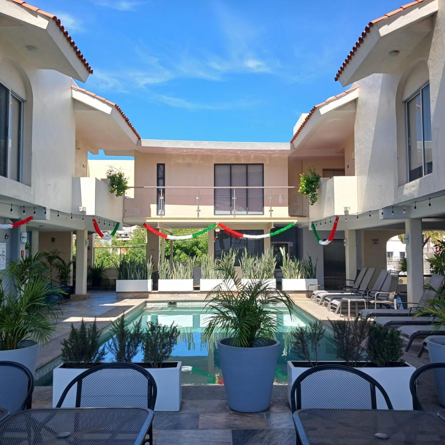 拉斯帕尔马斯套房酒店 San José del Cabo 外观 照片