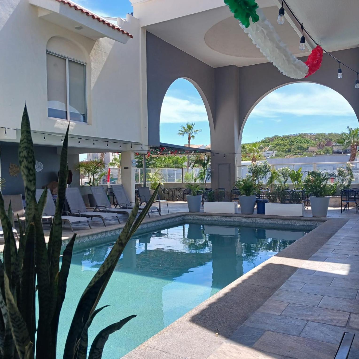 拉斯帕尔马斯套房酒店 San José del Cabo 外观 照片