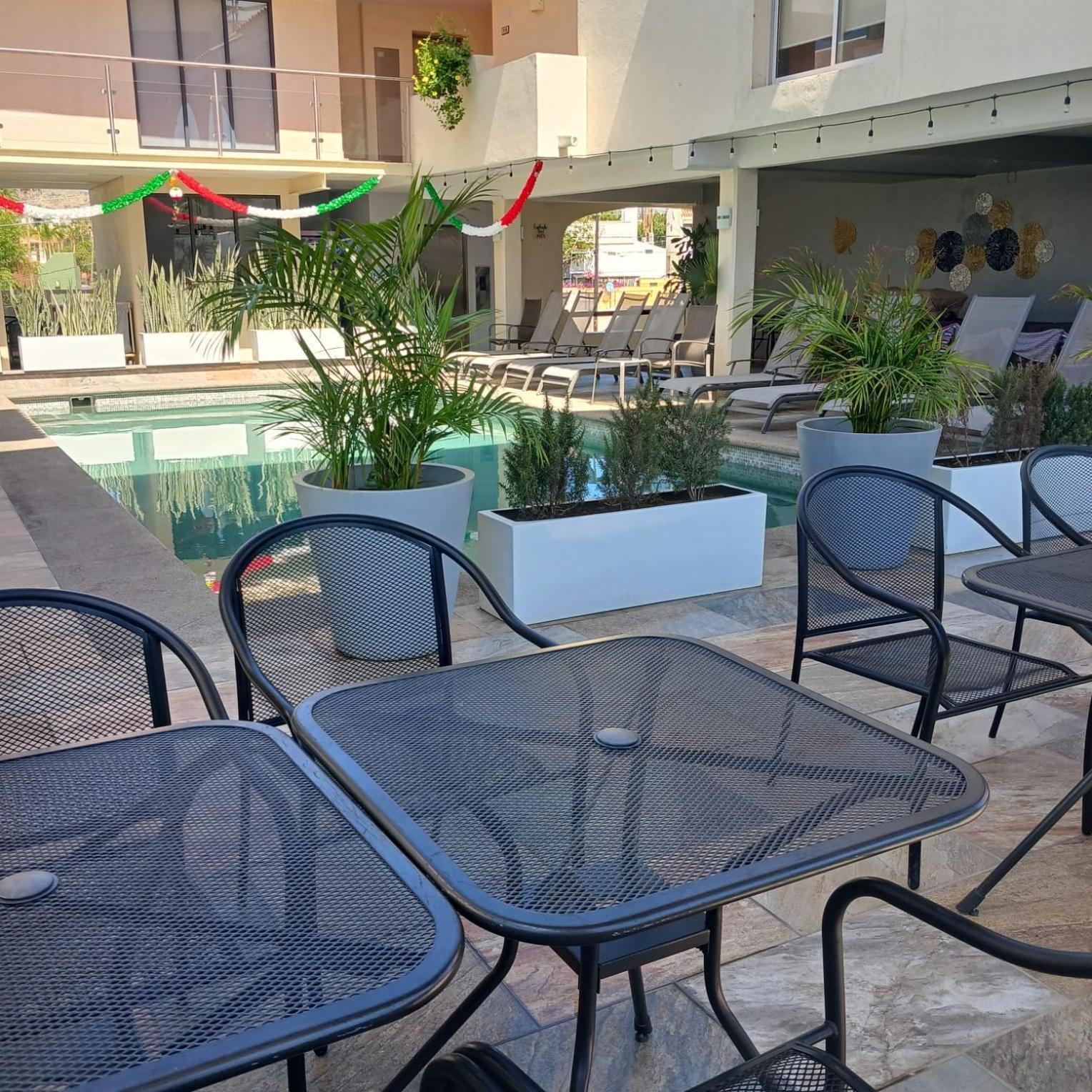 拉斯帕尔马斯套房酒店 San José del Cabo 外观 照片